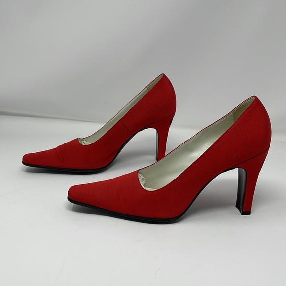 Moschino Red Fabric Question Mark Pumps Vintage - Picture 6 of 15